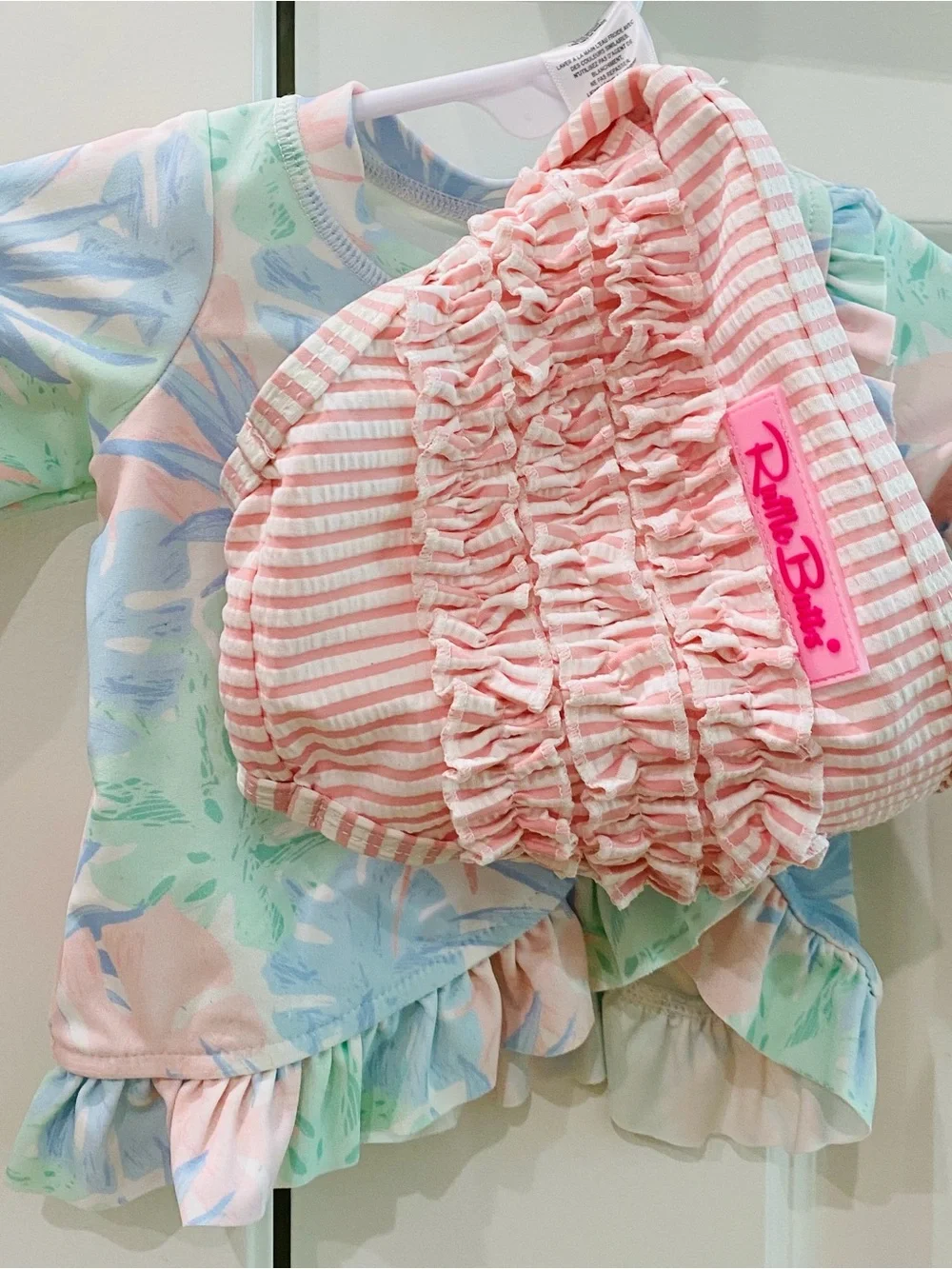 Baby girl's Summer swimsuit outfit bundle 3-6 months, 6 months EUC! 💦🎀👙⛱️☀️